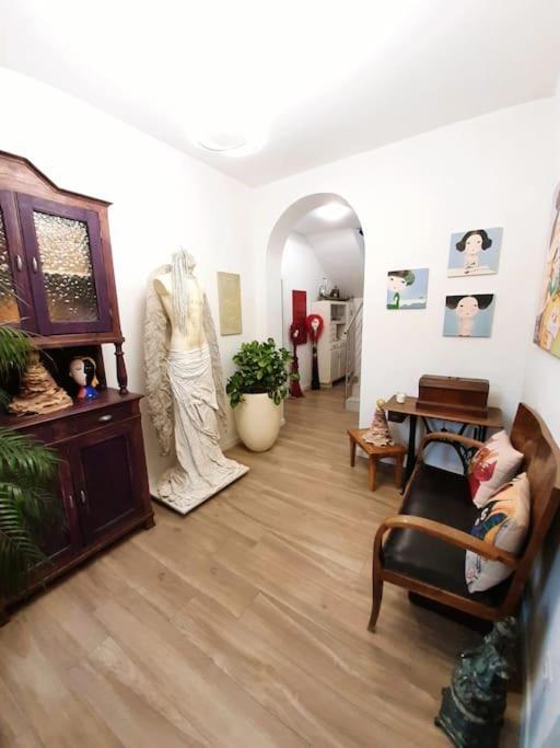 B&B Vegan La Mucca Felice - Grazioso Appartamento Nel Verde Rancio Valcuvia Экстерьер фото